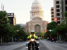 Cap 10 K - Cindee in front of Capitol